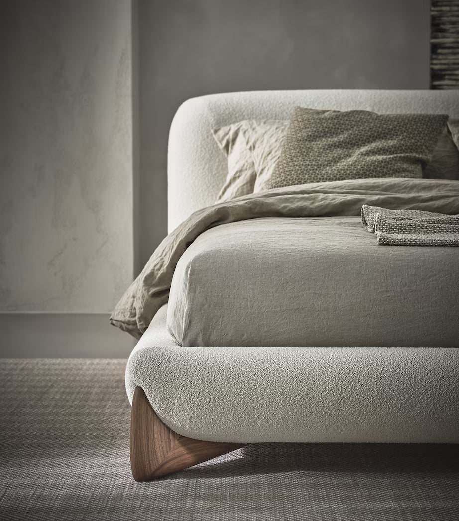 Emman Boucle Bed