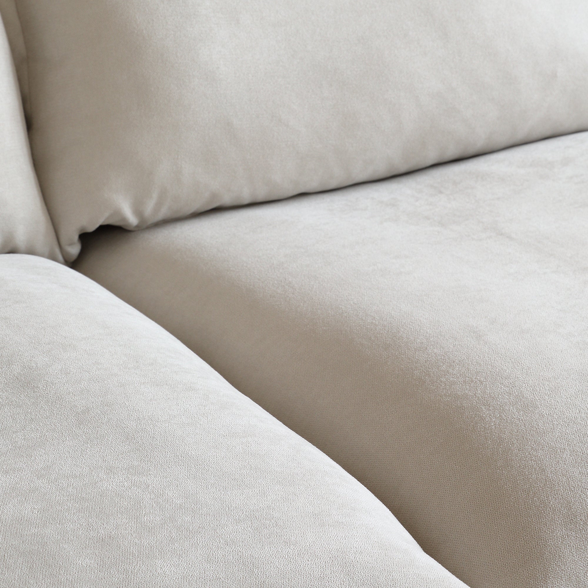 Tana Chaise Sectional