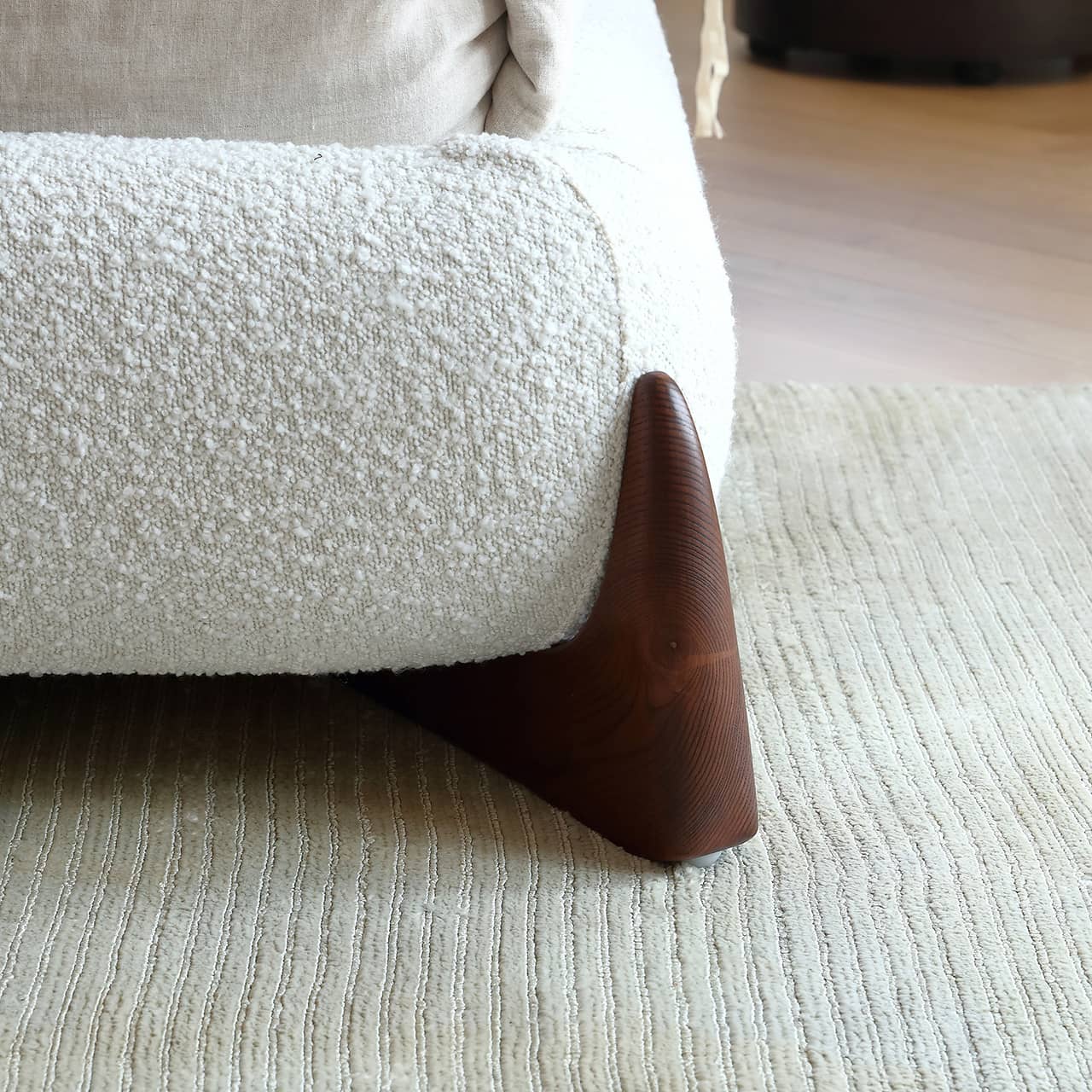 Emman Boucle Bed